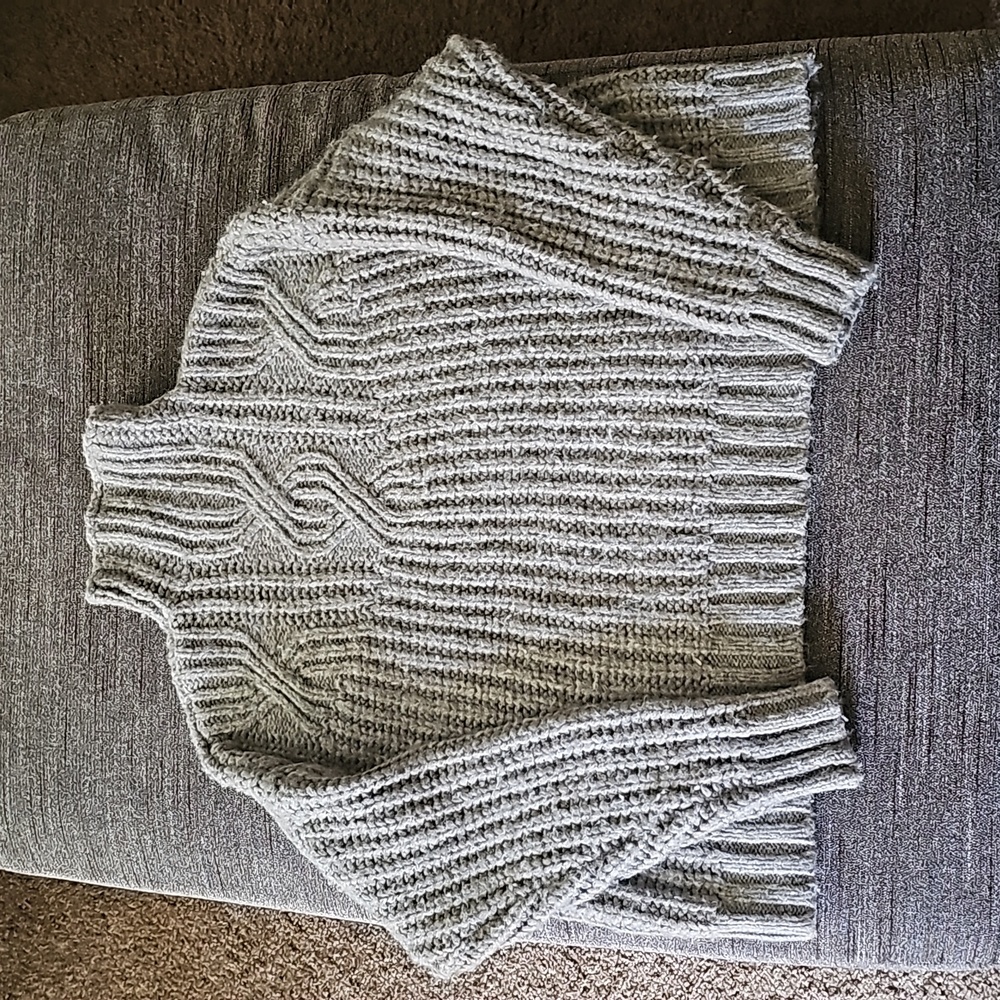 Aerie mock neck turtleneck sweater gray boxy oversized chunky knit size small